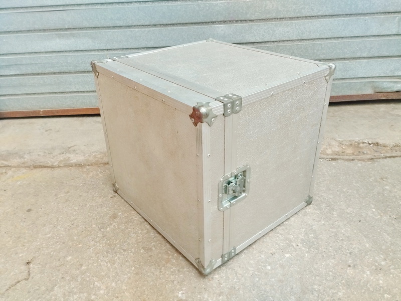 caja baul flight case met mad 47x50x46 1u